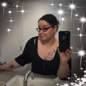 Meet your Posher, Melanie